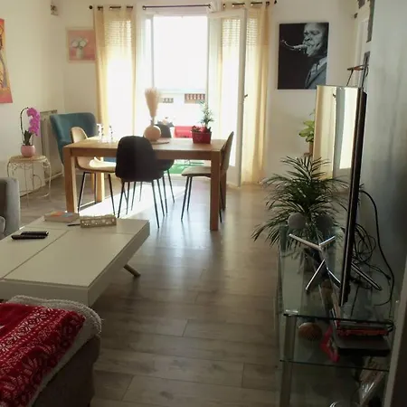 Appartement Vue Mer Acces Plage Antibes Exterior photo